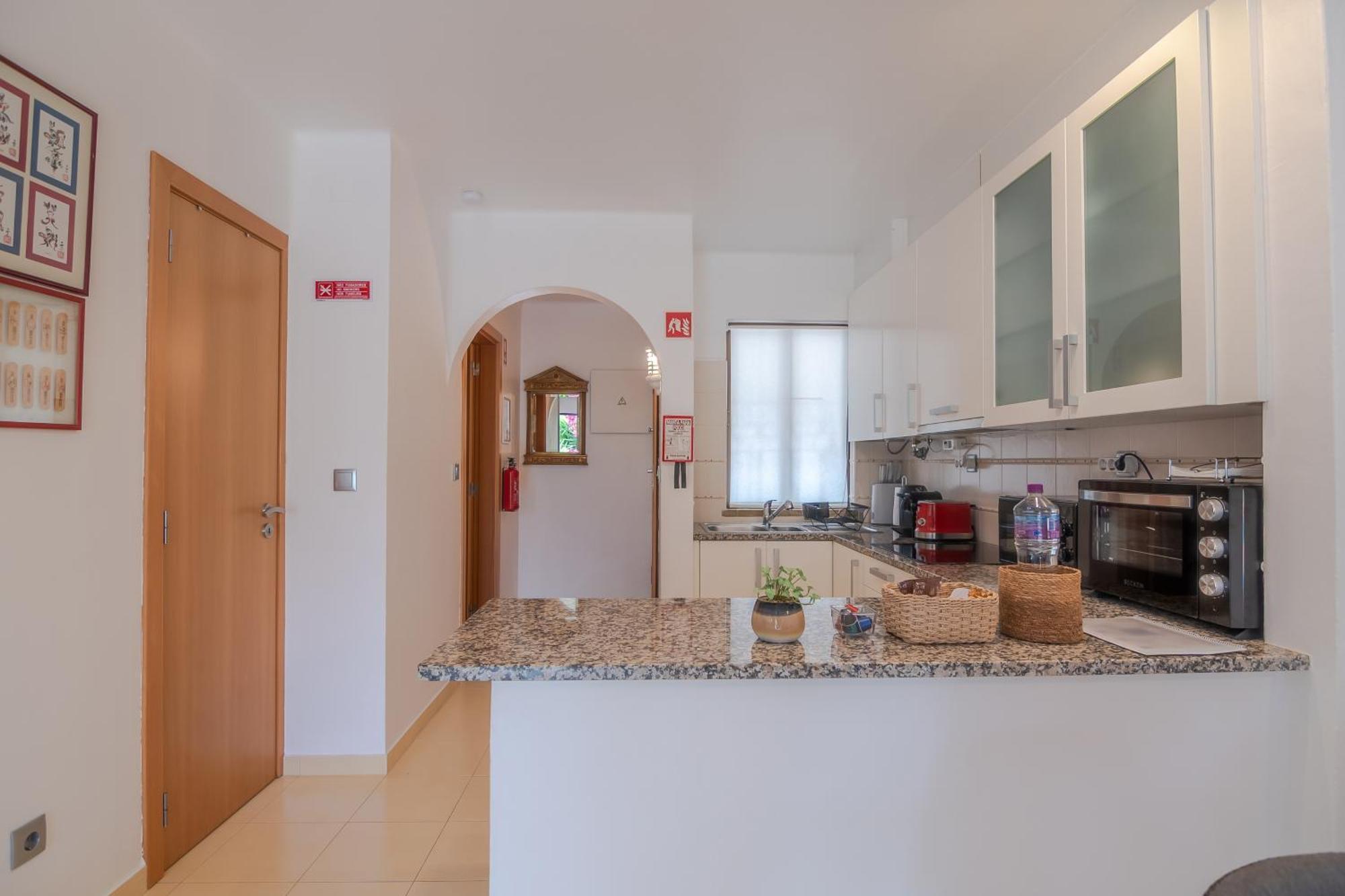 Seacoast Retreat With Pool And Beach Access By Drago Rentals Albufeira Kültér fotó